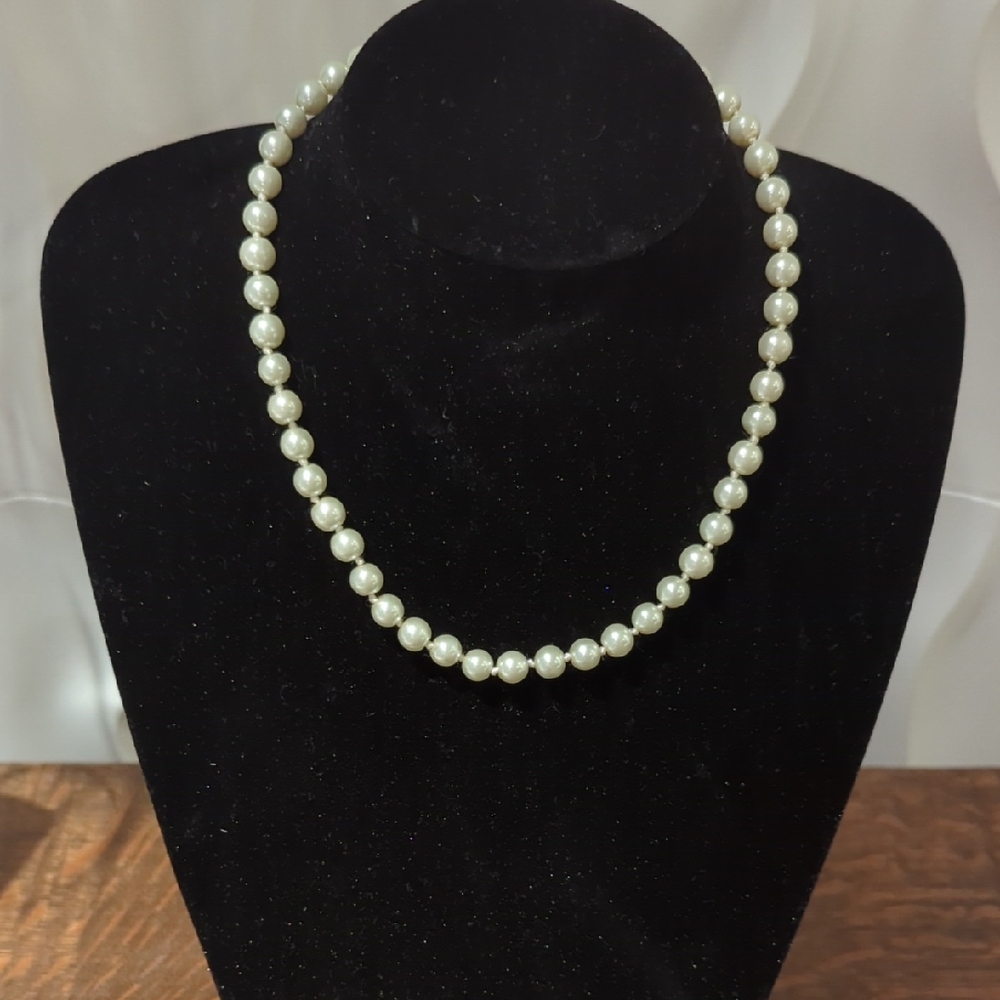 White Pearl Necklace Classic Jewelry